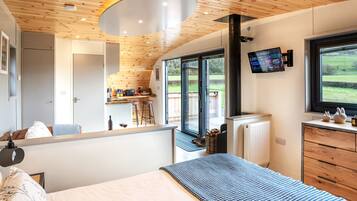 Cottage | 1 bedroom, individually decorated, individually furnished, free WiFi