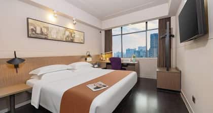 Huake Jiacheng Hotel (Xiangyang Railway Station)