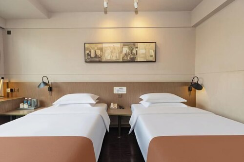 Huake Jiacheng Hotel (Xiangyang Railway Station)