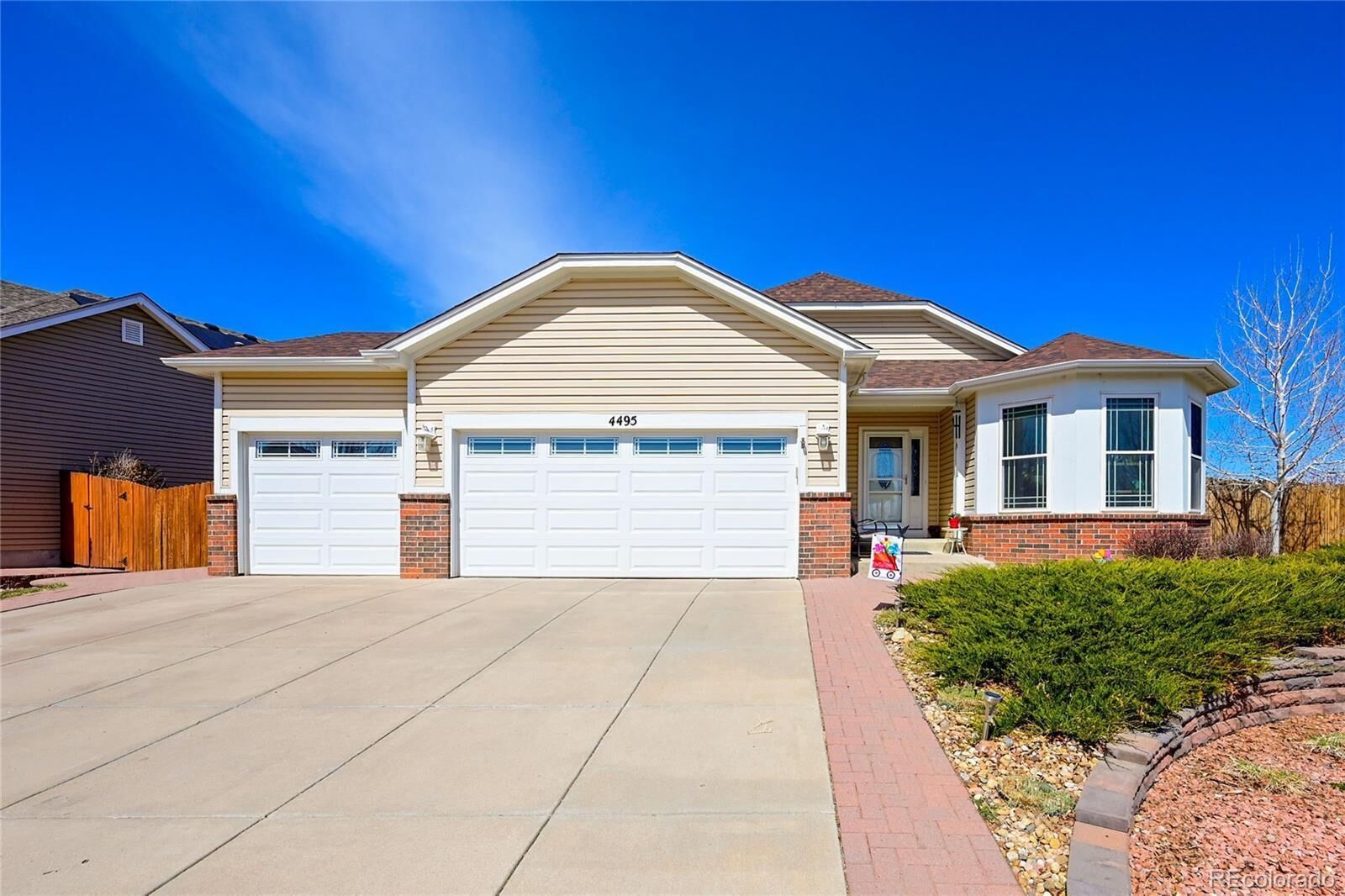 Modern 3BR  3 Bath Oasis with Hot Tub, Fire Pit  Workspace Near DIA