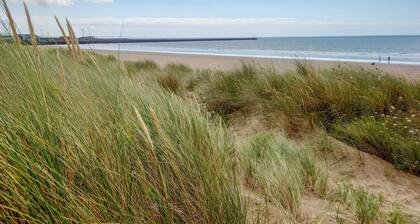 Maritime Quarter - 2 Bedroom Apartment - SA1 Beach Front (Fisherman's Way)