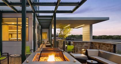 SpringHill Suites by Marriott Camp Hill