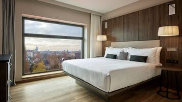 Brankas dan didekorasi berbeda-beda