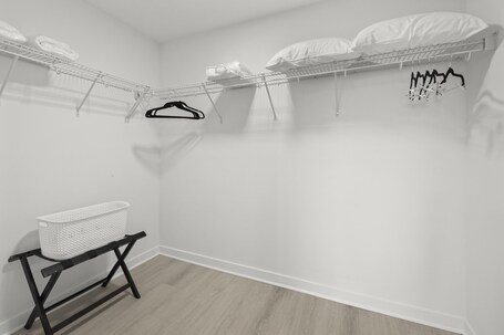 Global Luxury Suites at Capitol Hill - Image 120