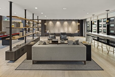 Global Luxury Suites at Capitol Hill - Image 50