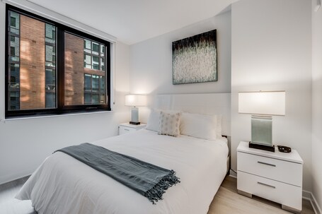 Global Luxury Suites at Capitol Hill - Image 20