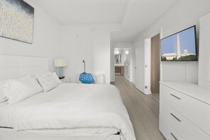 Luxury-Apartment, 2 Schlafzimmer, Balkon (Room décor/layout/colors vary by unit)