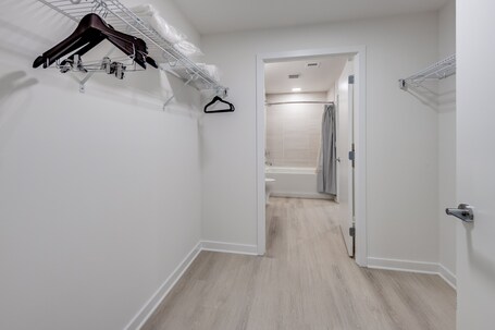 Global Luxury Suites at Capitol Hill - Image 103