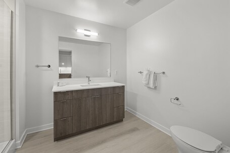 Global Luxury Suites at Capitol Hill - Image 110