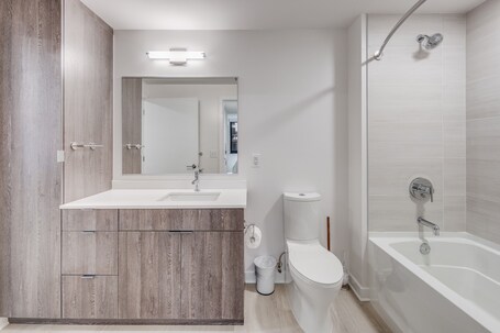 Global Luxury Suites at Capitol Hill - Image 100