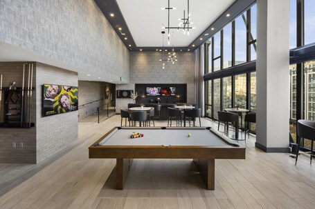 Global Luxury Suites at Capitol Hill - Image 38