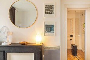Interior - Cosy Studio Apartment, Bastille (11th)! (Paris)