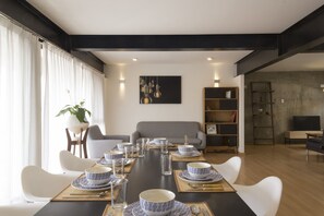 Royal Apartment | Dining room - El Doce by Homi Rent (Querétaro)
