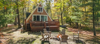 Classic A-Frame | River, Fireplace, Kayaks & Tubes