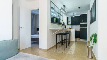 2 habitaciones, tabla de planchar con plancha y wifi gratis