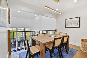Deluxe Townhome | In-room dining