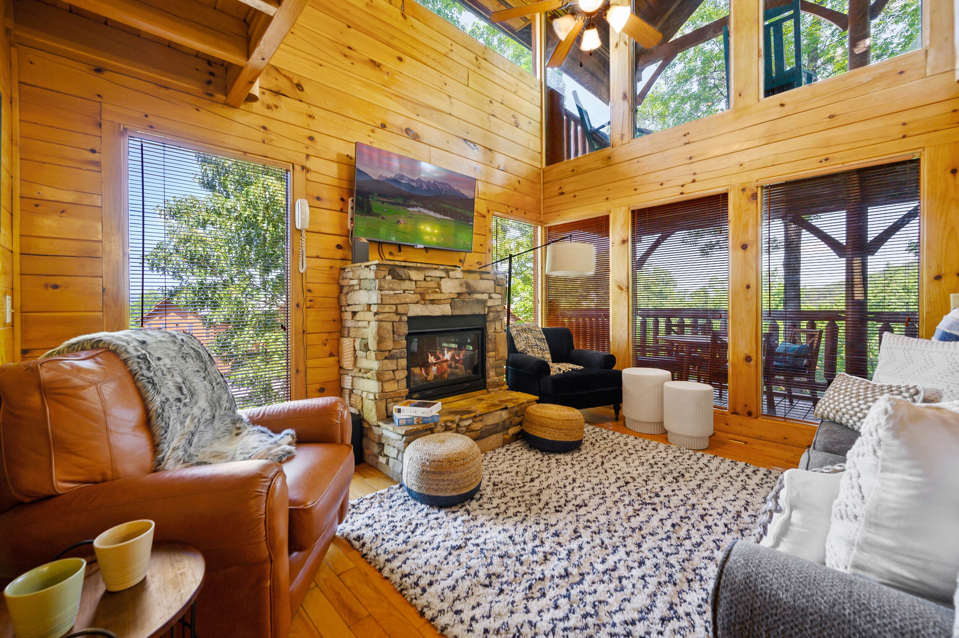 Smart TV, chimenea, videojuegos, futbolito