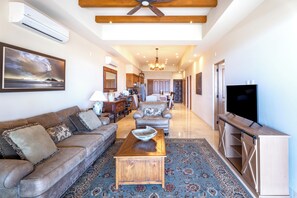 Smart TV - Serenity Ocean View 2 BR Condo in Quivira (Cabo San Lucas)