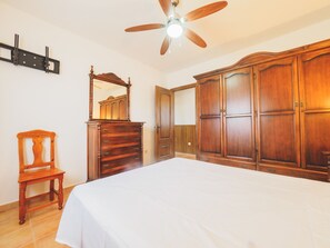 3 Schlafzimmer, Bügeleisen/Bügelbrett, kostenloses WLAN, Bettwäsche