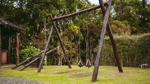 Área de juegos infantiles al aire libre