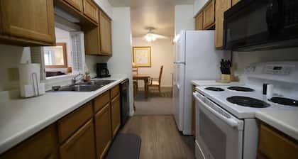 Warm And Welcoming Residence On The Fox River