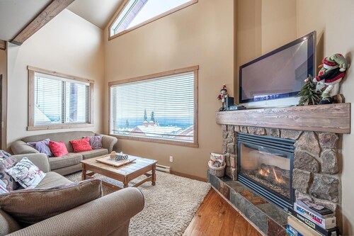 Trapper's Lodge 4 Bd W/great View, Private Hot Tub