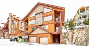 บริเวณภายนอก