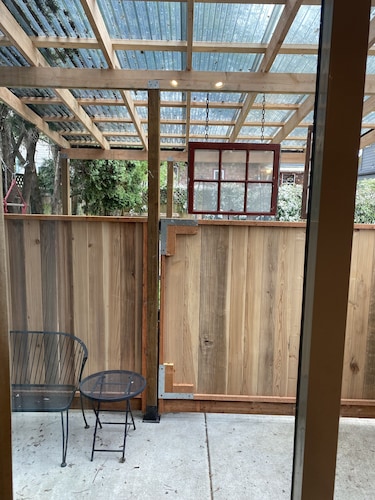 Peaceful+Cozy StudioApt-Steps to Central Sellwood