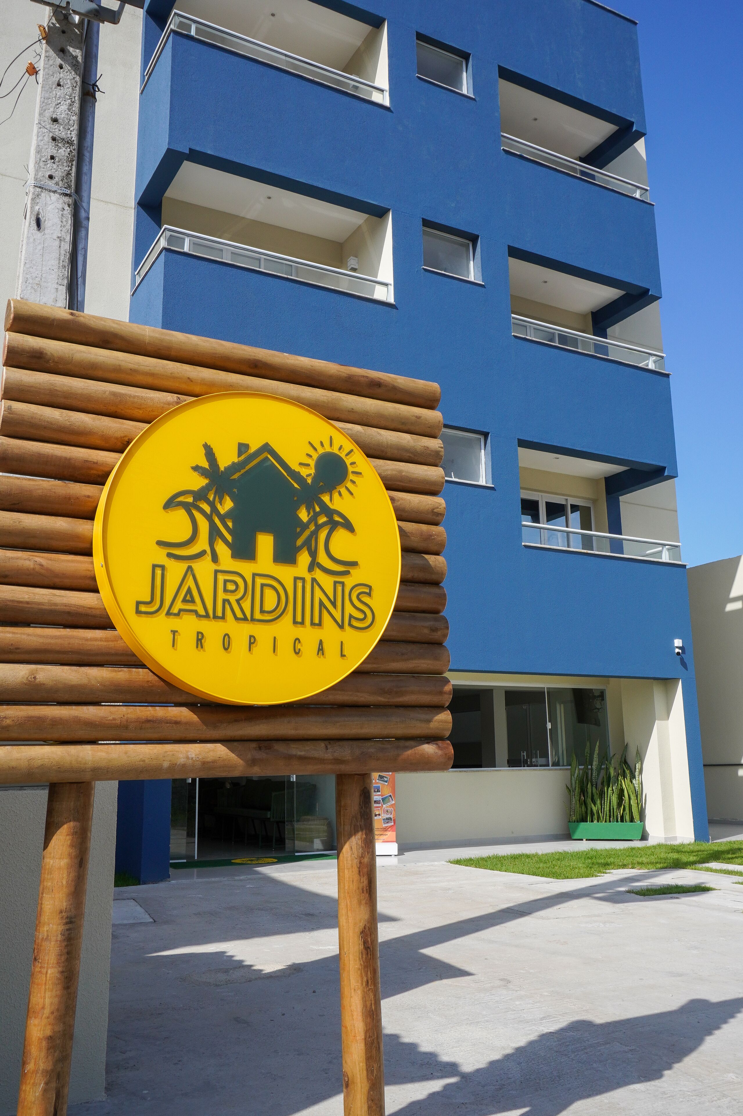 Mặt tiền nơi lưu trú