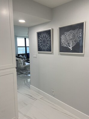 Imagen sin descripción, 4 de 18, botón