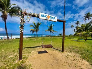 On the beach, white sand - Ancorar Flat Resort (Ipojuca)