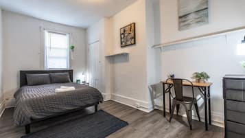 3 chambres, coffres-forts dans les chambres, bureau, Wi-Fi gratuit