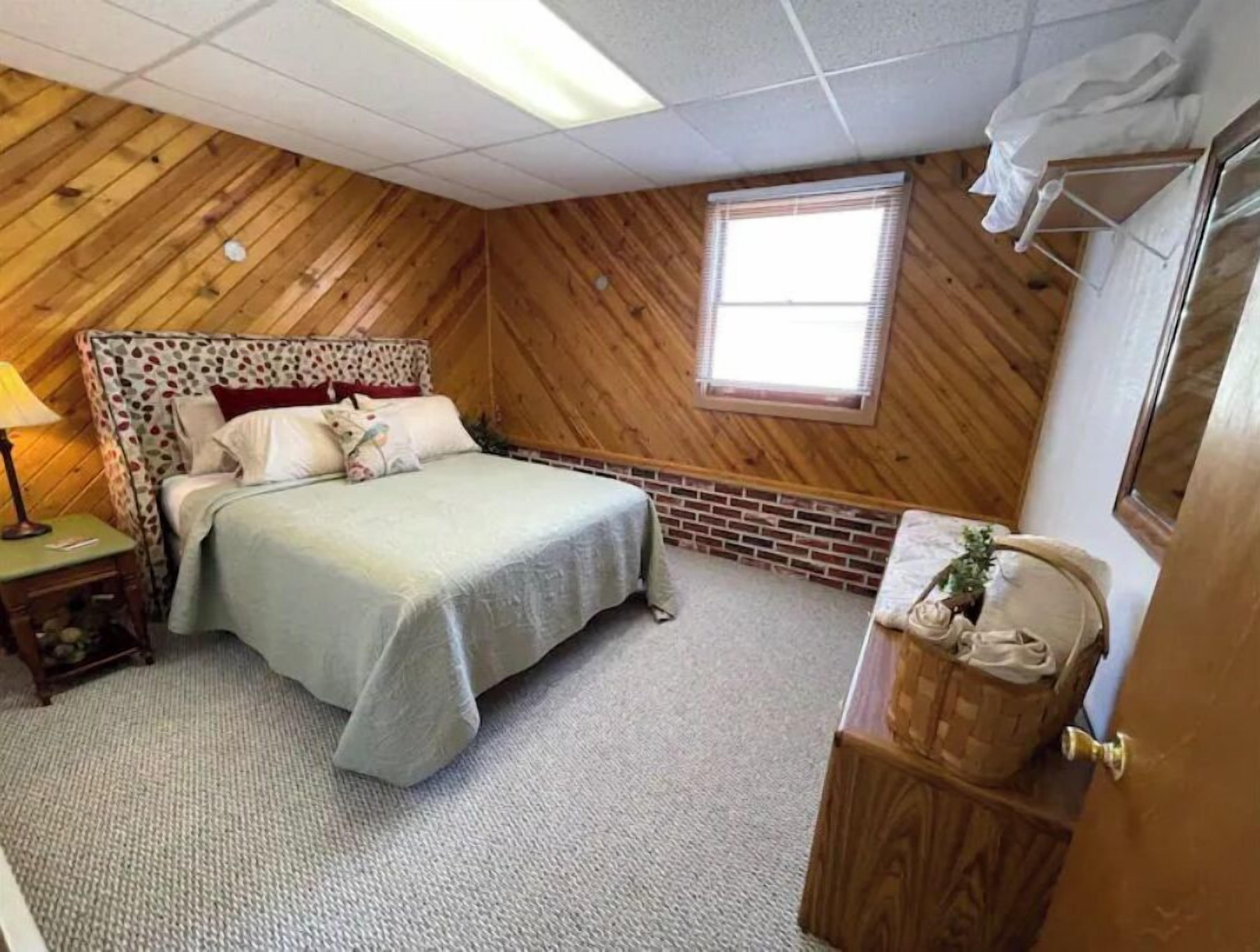 1 室のベ ッドルーム、アイロン / アイロン台、旅行用ベビーベッド、WiFi (無料)