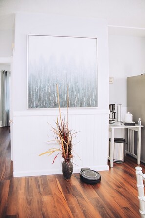 Interior - New Bedford Getaway Near Riverside Park! (New Bedford)