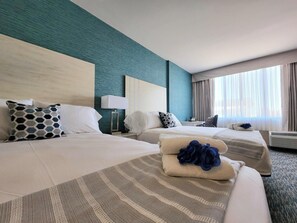 Classic Double Room | Blackout curtains, iron/ironing board, free WiFi, bed sheets - Illinois Beach Hotel (Zion)