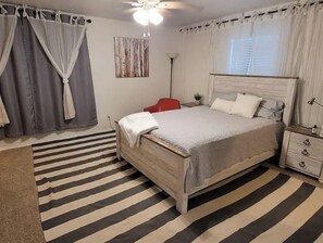 2 bedrooms, desk, free WiFi, bed sheets