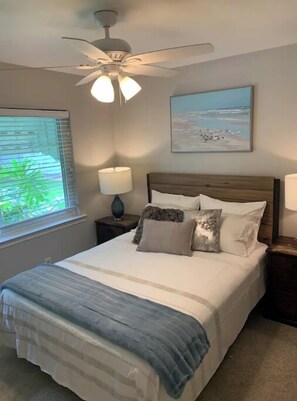 3 bedrooms, desk, iron/ironing board, free WiFi
