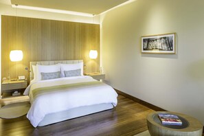 Suite (Bodhi) | In-room safe, desk, blackout curtains, WiFi - Six Senses Vana - A Wellness Retreat (Dehradun)