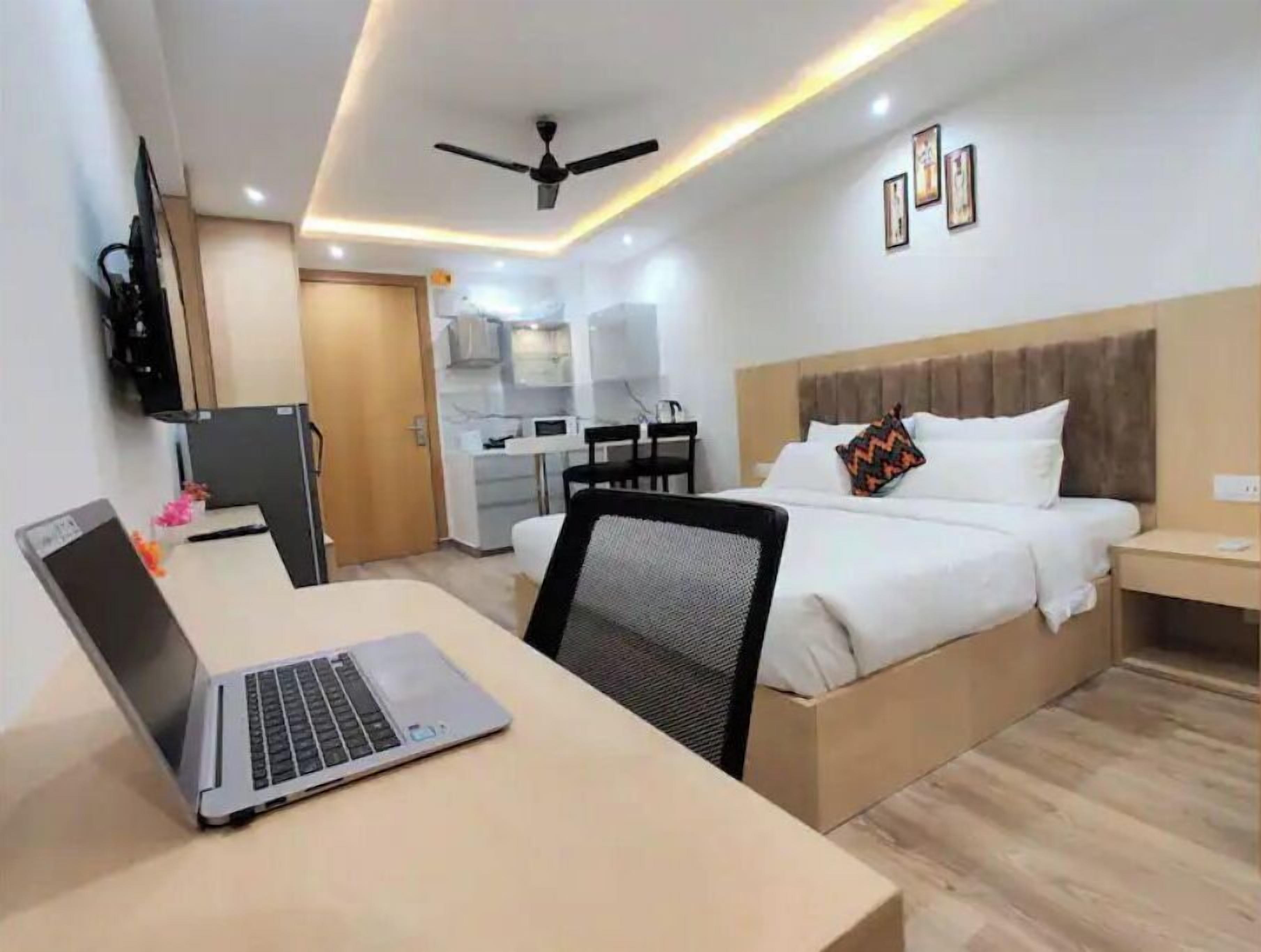 1 slaapkamer, een bureau, een strijkplank/strijkijzer, wifi (toeslag)