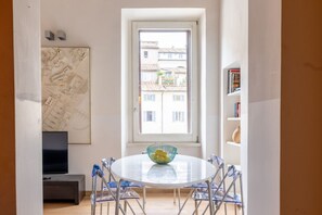 Dining - Modern apartment in Campo de Fiori (Roma)