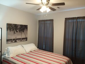 3 chambres, bureau, Wi-Fi, draps fournis