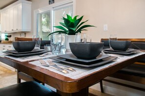 تناول الطعام