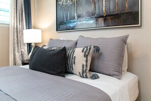 3 Schlafzimmer, Schreibtisch, Bügeleisen/Bügelbrett, kostenloses WLAN