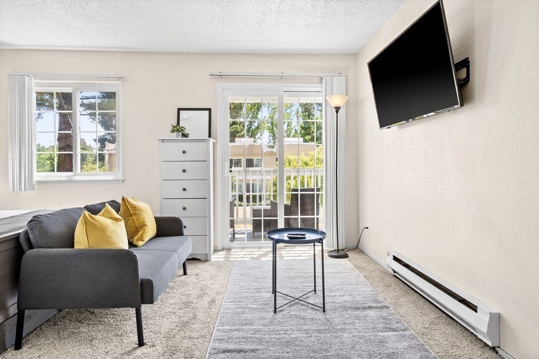 Perfect Private Getaway in Downtown Mountain View!