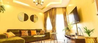 Cozy & modern apt | great view | unlimited WiFi