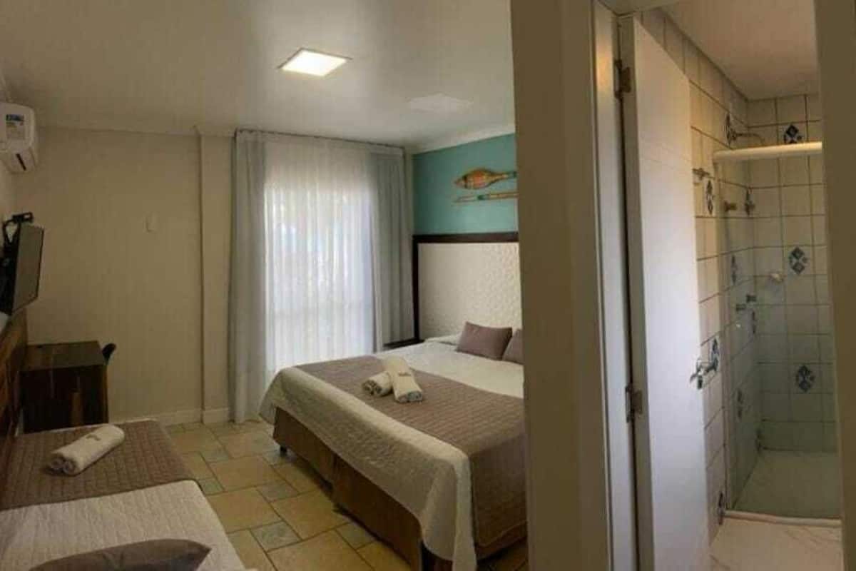 Blackout curtains, free WiFi, bed sheets