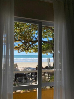 Deluxe Double or Twin Room, 4 Bedrooms, Sea View