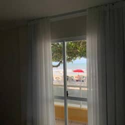 1 habitación, cortinas blackout, wifi gratis y ropa de cama