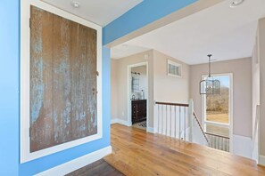 Interior - 39-Acre Retreat: Mtn Vistas, River, Pool & Trails (Dyke)