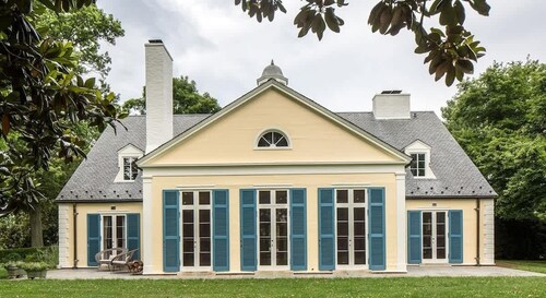Colle | Historic Estate with Pool